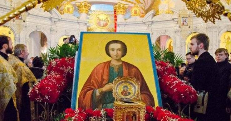 День памяти святого Пантелеимона отмечает православная церковь 9 августа 2022 года itemprop=