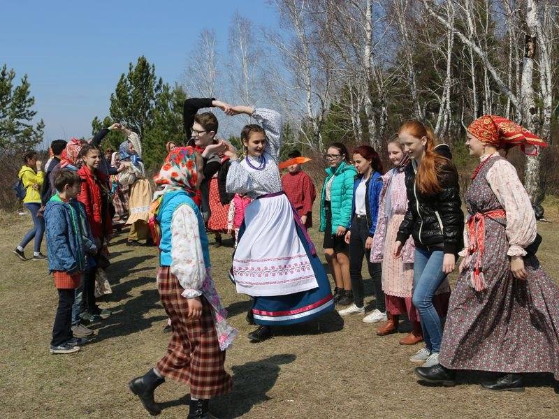 История возникновения праздника Красной горки