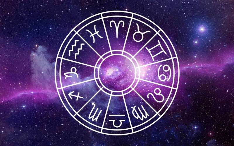 Гороскоп на 30 сентября 2022 поведает, кого из представителей знаков Зодиака ожидает везение