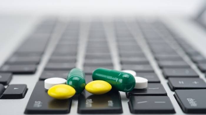 Безопасно ли покупать лекарственные препараты в интернет-аптеках itemprop=