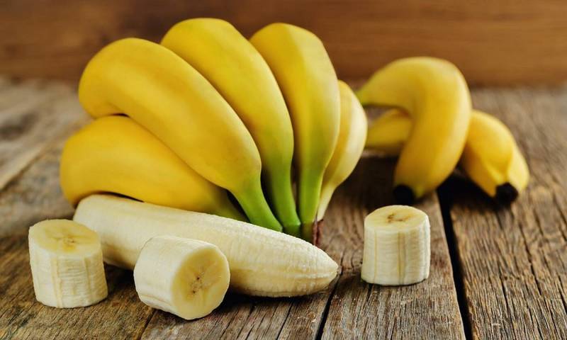 Чем бананы полезны для организма и кому навредят