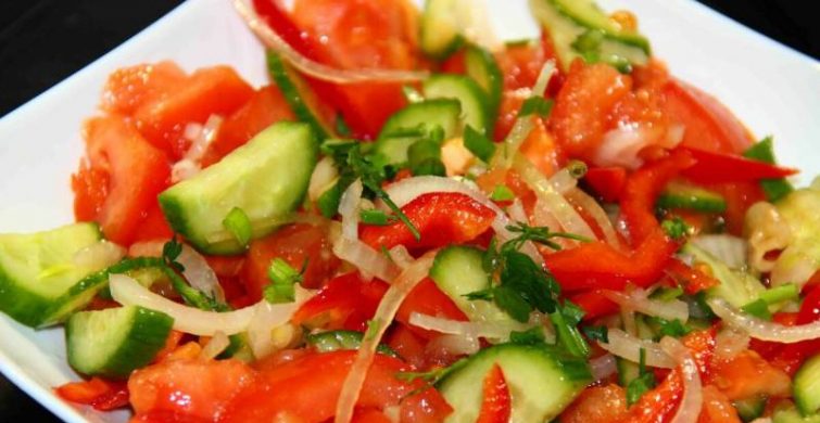 Рецепты салатов: как приготовить просто вкусный салат