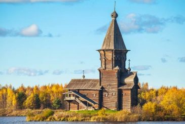 Праздник в честь Иверской иконы Божьей матери отмечают 26 октября 2025 года