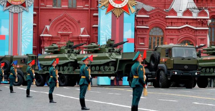 Как попасть на парад 9 мая 2022 года в Москве на Красной площади рассказывают организаторы itemprop=