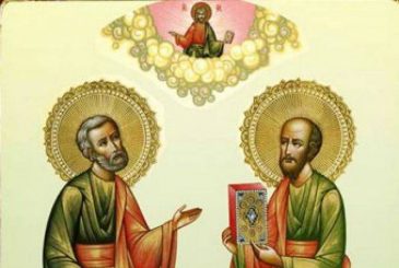 День святителей Петра и Павла 23 сентября совпадает с народными рябиновыми именинами