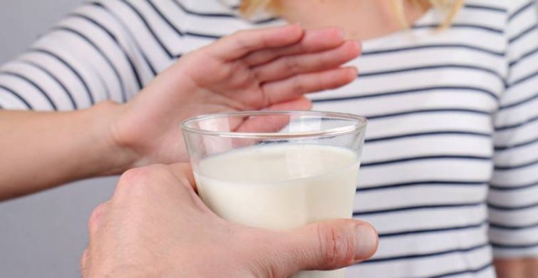 Полный отказ от употребления молочных продуктов может существенно навредить здоровью itemprop=