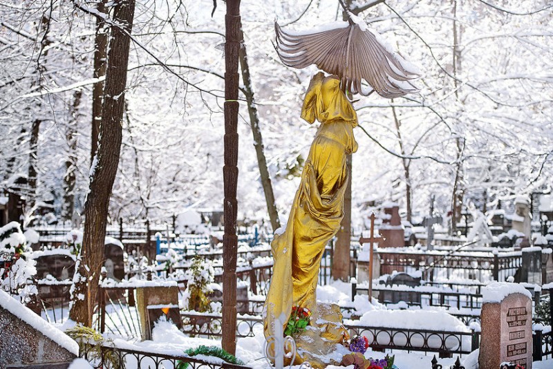 Памятник сонька золотая ручка в москве фото