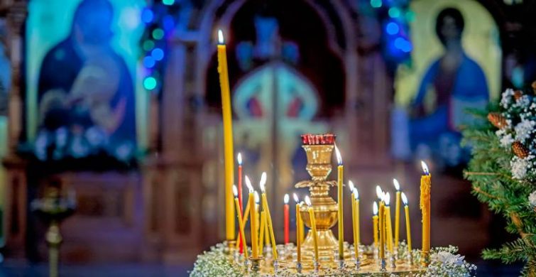 Что привело к празднованию Рождества у католиков и православных в разное время itemprop=