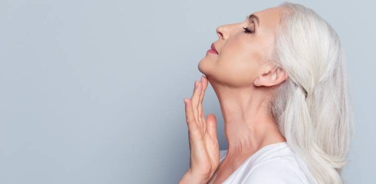 Как убрать дряблость шеи в 50 лет с помощью масок и упражнений