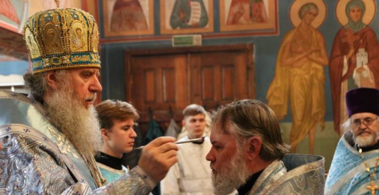 Успение Пресвятой Богородицы значимый праздник для православных и празднуют его 28 августа ежегодно