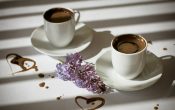 Прогулка и кофе: как создать романтическую атмосферу на первом свидании