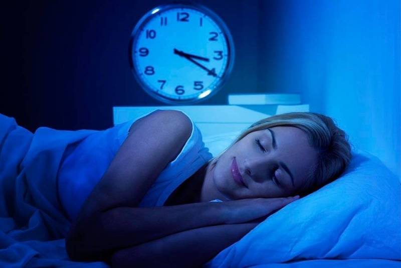 Сколько нужно спать, когда тебе за сорок, по мнению ученых