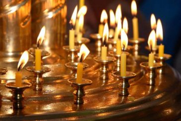 Мольба о душе: как правильно ставить свечку за упокой и кому молиться