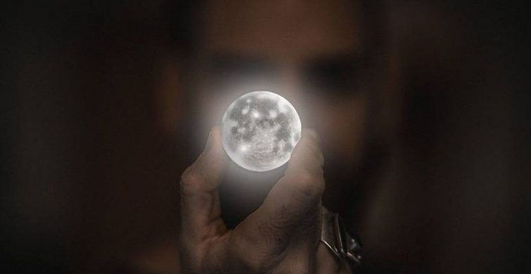 Как на Осетровую Луну 1 августа 2023 года открыть денежный поток с помощью магических ритуалов