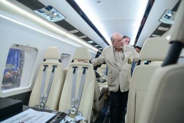 В Татарстане монарху Малайзии показали мощь российского вертолетостроения