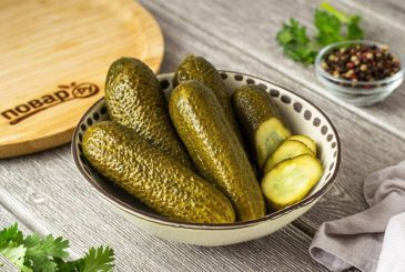 Огурцы как с грядки: всего 1 ложка на банку — и получается лучший рецепт маринада